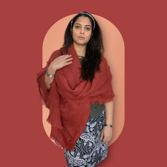 TREASURE & BOND Rust Oversized Fringe Scarf Shawl Pashmina Cardigan Acrylic O/S - Picture 1 of 3